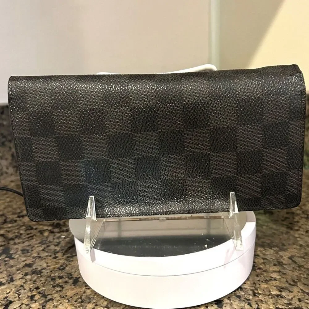 Louis Vuitton Damier Graphite Canvas Leather Brazza Wallet - Unisex
